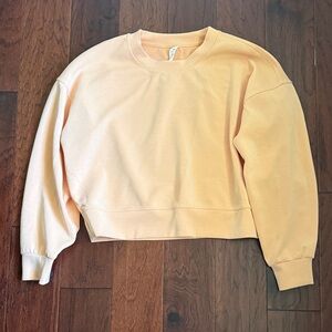 Lululemon Perfectly Oversized Cropped Crew Softstreme